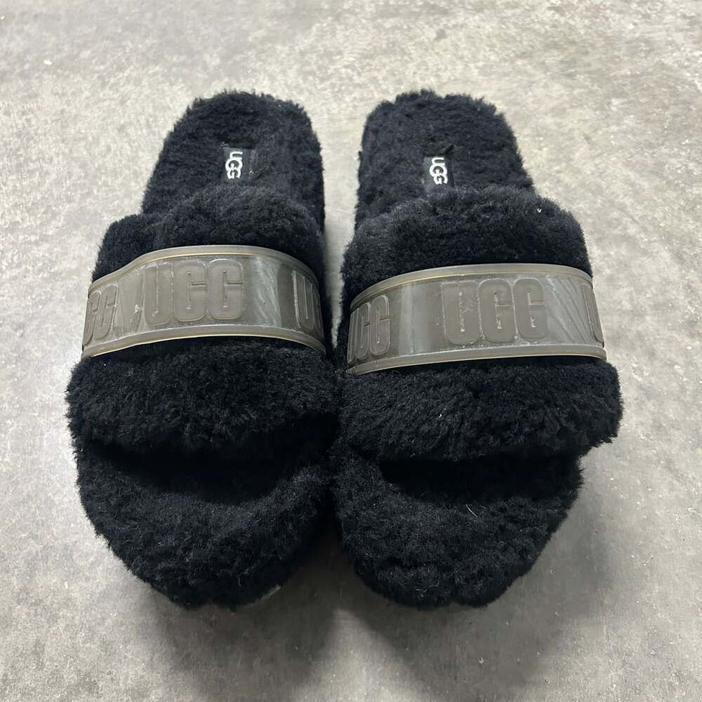 UGG Fluffita Clear Slide Size 9 Black Sandals